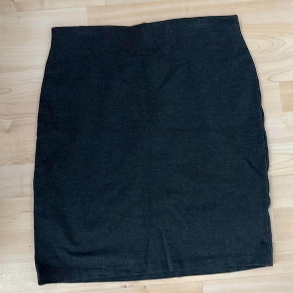 Skirt - Picture 1 of 6